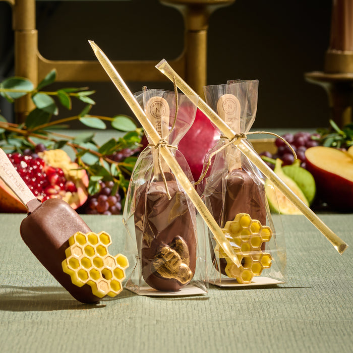 Rosh Hashanah Chocolate Pops